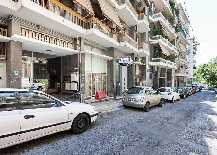 Laskareos Apartment By Olala Homes